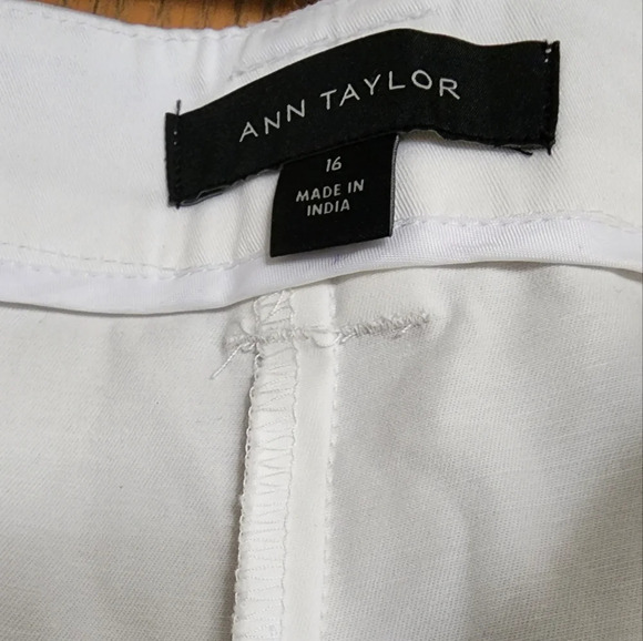 Ann Taylor White Ankle Pants Sz 16 (NWOT) - Picture 8 of 14